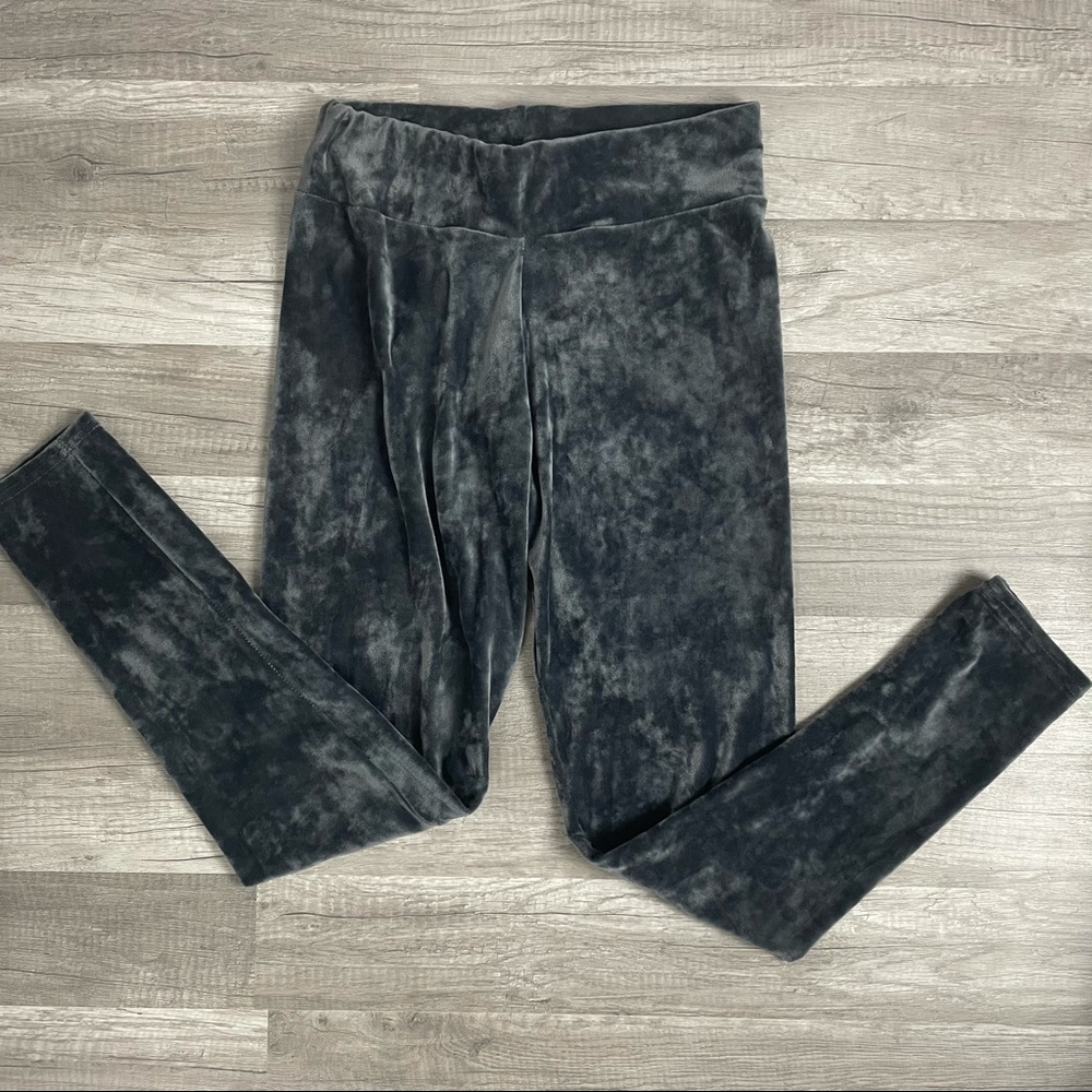 ✨New✨ Velour Jacket and Pants Set - Picture 6 of 6